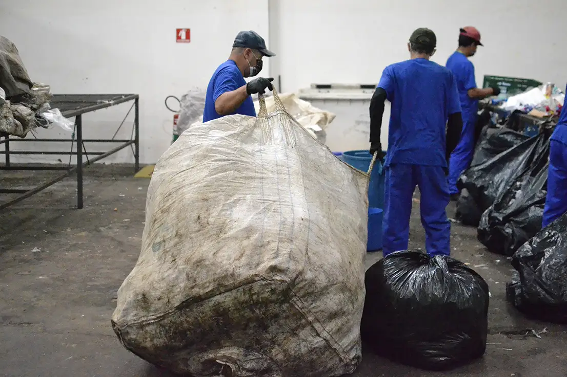 Reviravolta - Centro Gaspar Garcia de Direitos Humanos